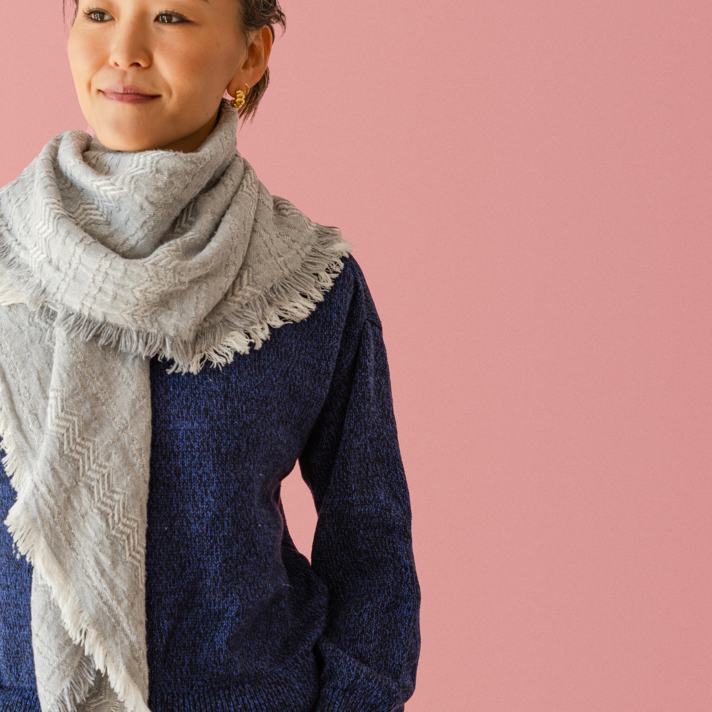 Gray cotton scarf