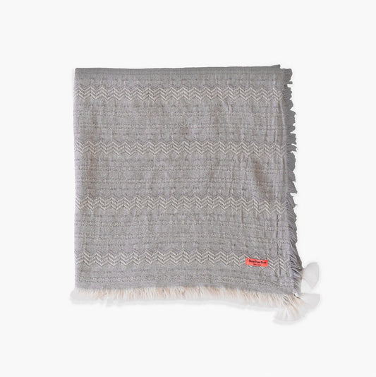 Gray cotton scarf with tassels