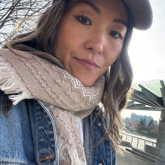 COMING SOON: Signature scarf - Vanilla latte